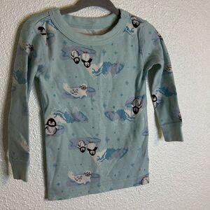 Hanna Andersson- moon and back- artic penguin print -pajama top- 2T